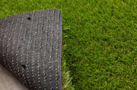 Gazon synthétique NEVADA 38 mm – Gamme Prestige proposé par Maison du Gazon.com spécialiste de la pose de gazon synthétique près de Béziers